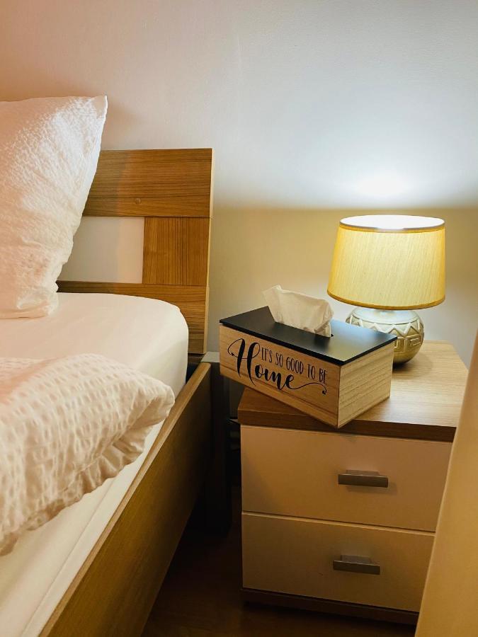 Sellada Apartament - Free Private Parking,Ac,Wi-Fi Carei Eksteriør bilde