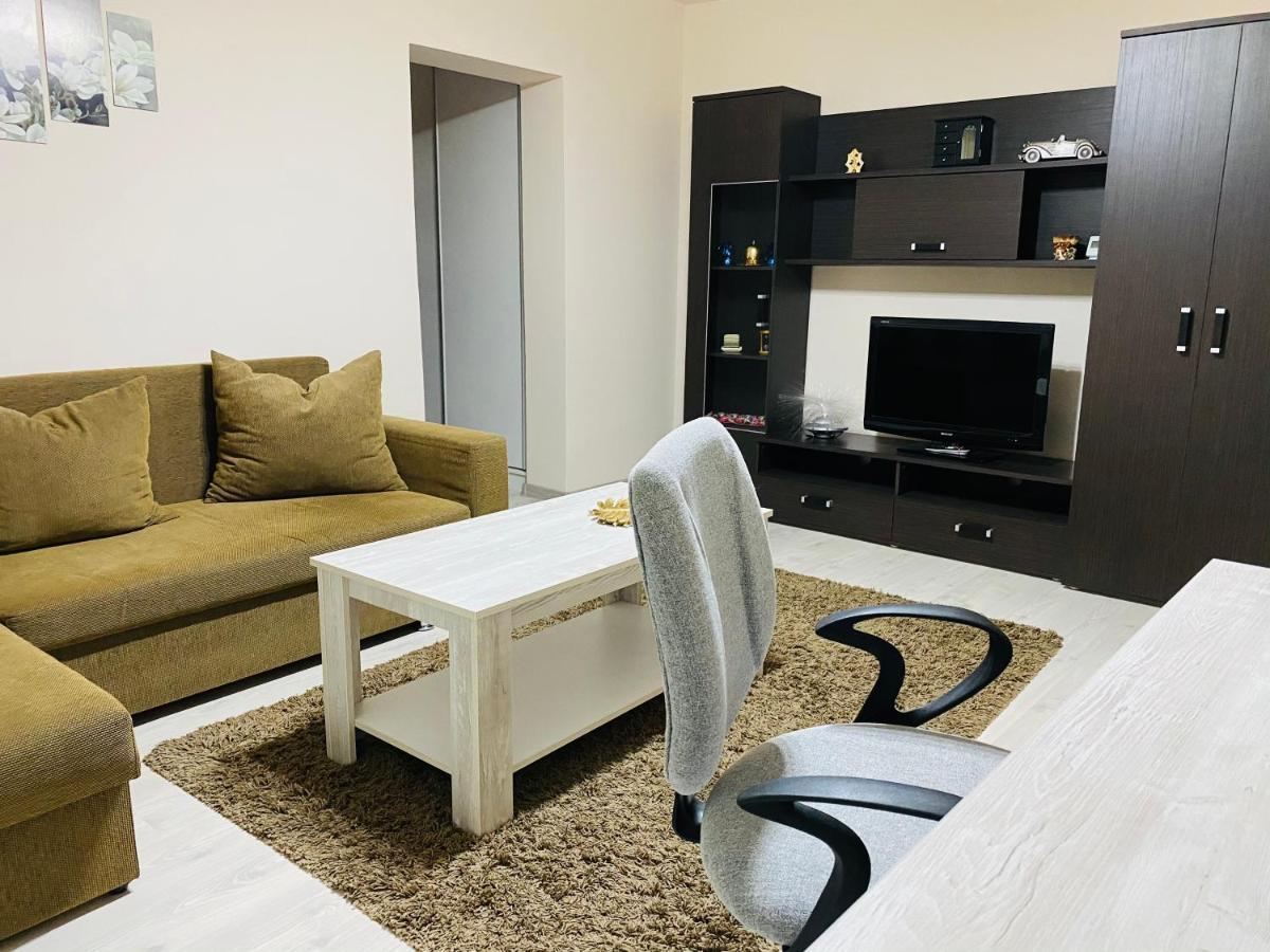 Sellada Apartament - Free Private Parking,Ac,Wi-Fi Carei Eksteriør bilde