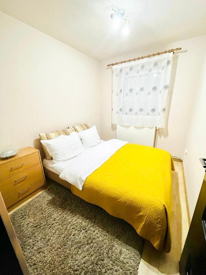 Sellada Apartament - Free Private Parking,Ac,Wi-Fi Carei Eksteriør bilde